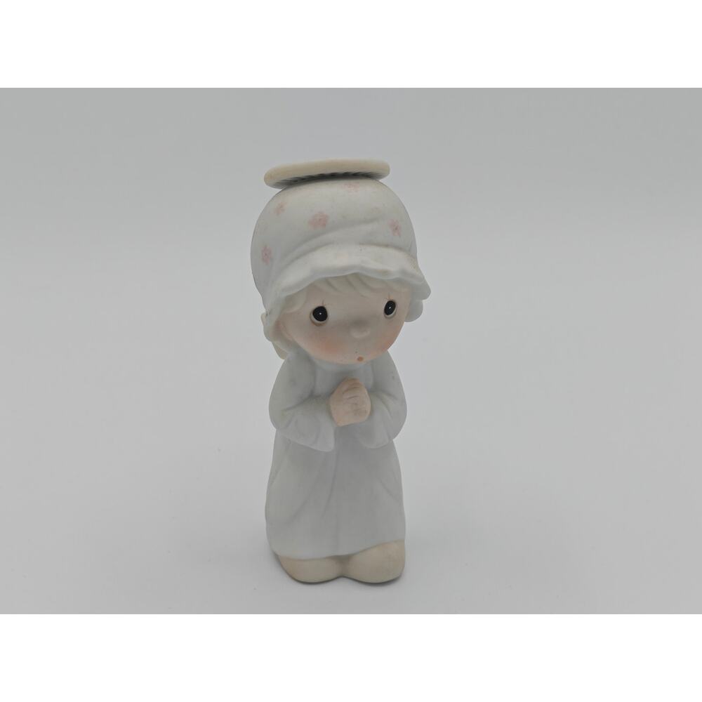 Precious Moments The First Noel Angel Figurine E2366 1982 Enesco Jonathan David